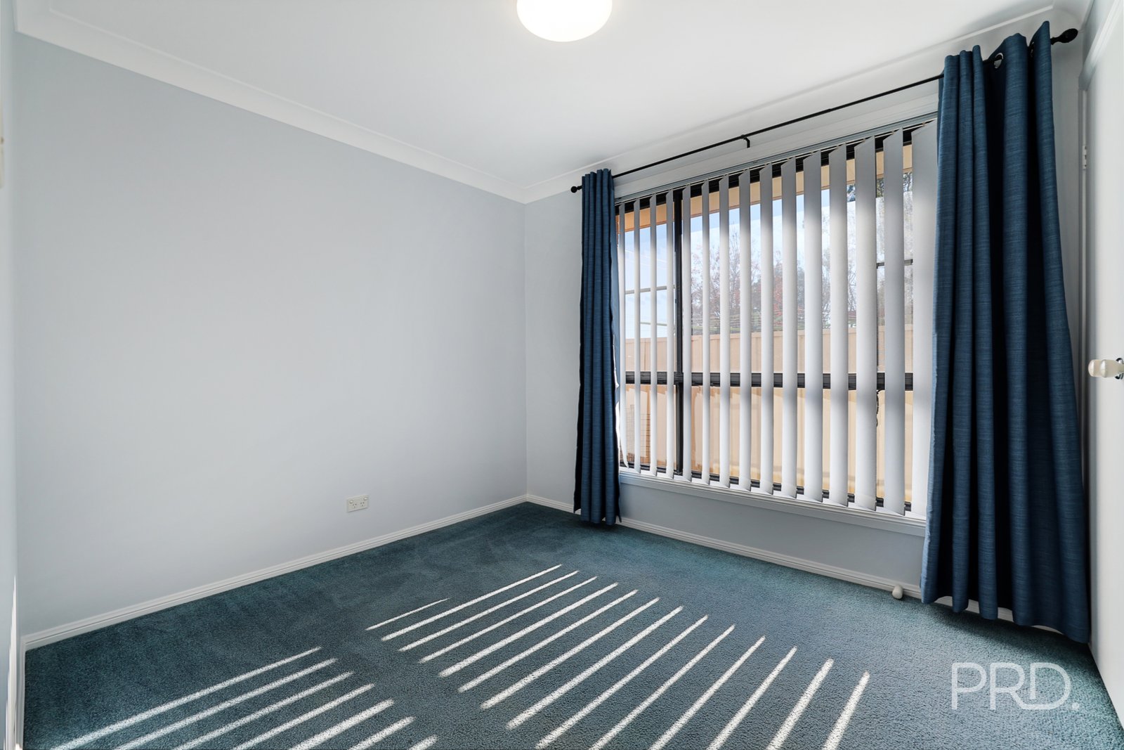27 Janelle Street TAMWORTH 9