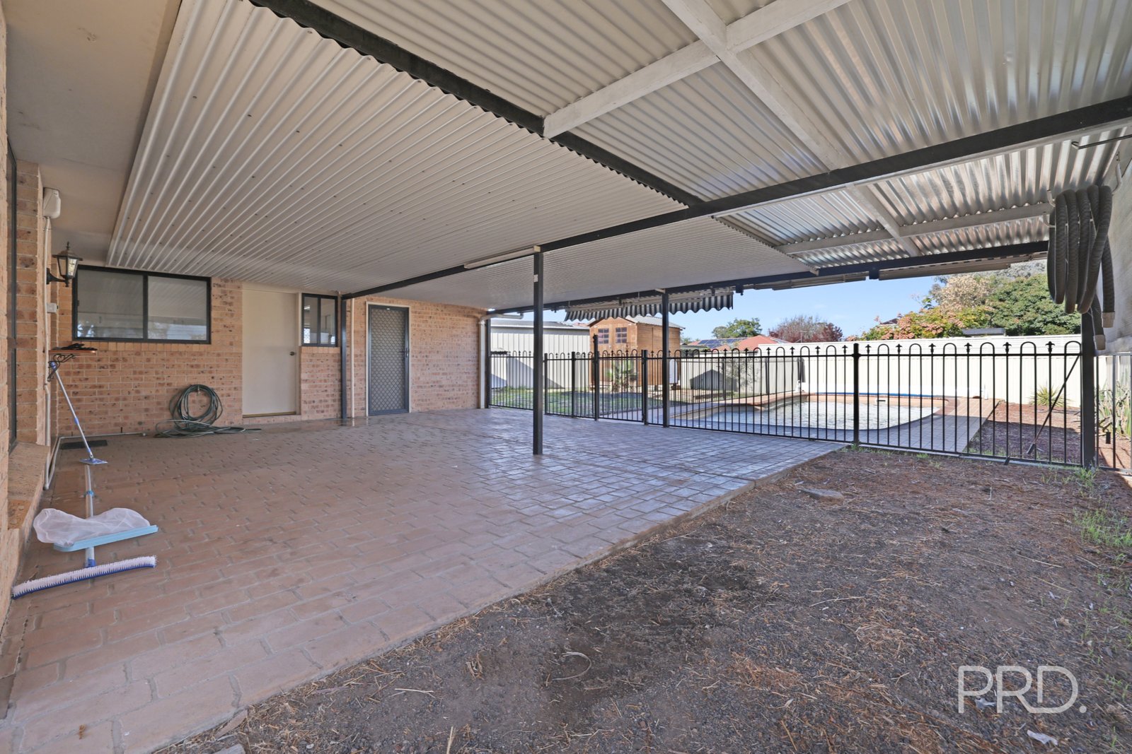 27 Janelle Street TAMWORTH 14