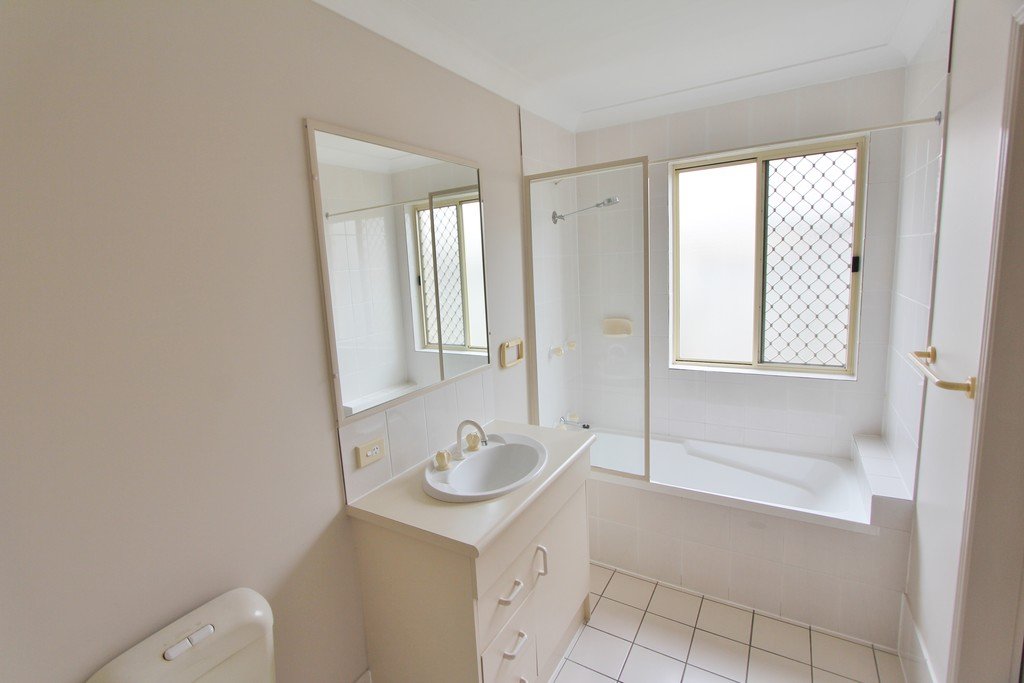 2/7 Jayden Place MOLENDINAR 6