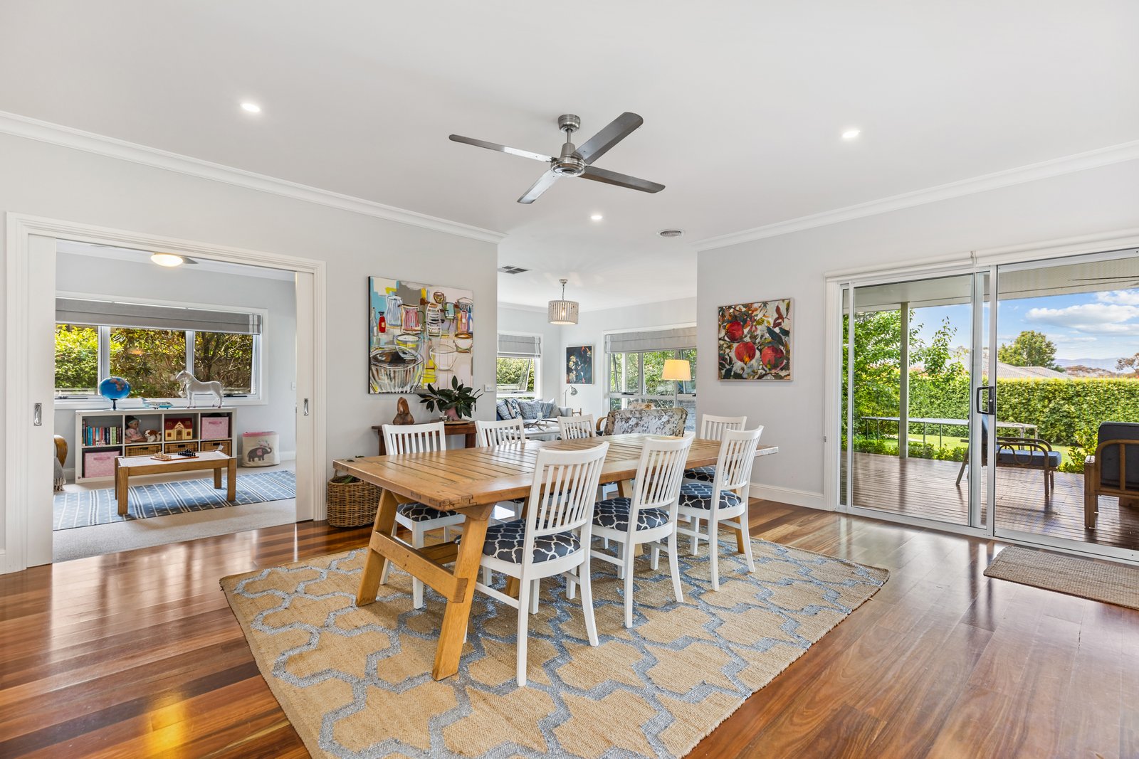 27 Jeffery Circuit TUMUT 2