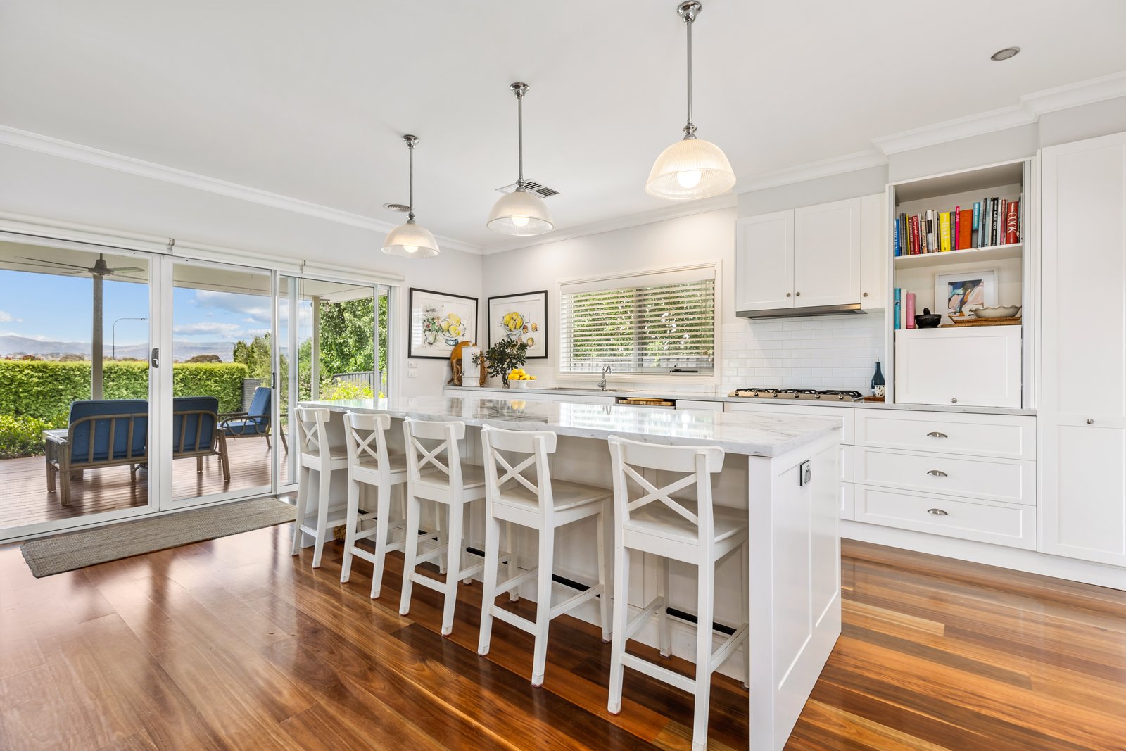 27 Jeffery Circuit TUMUT 5