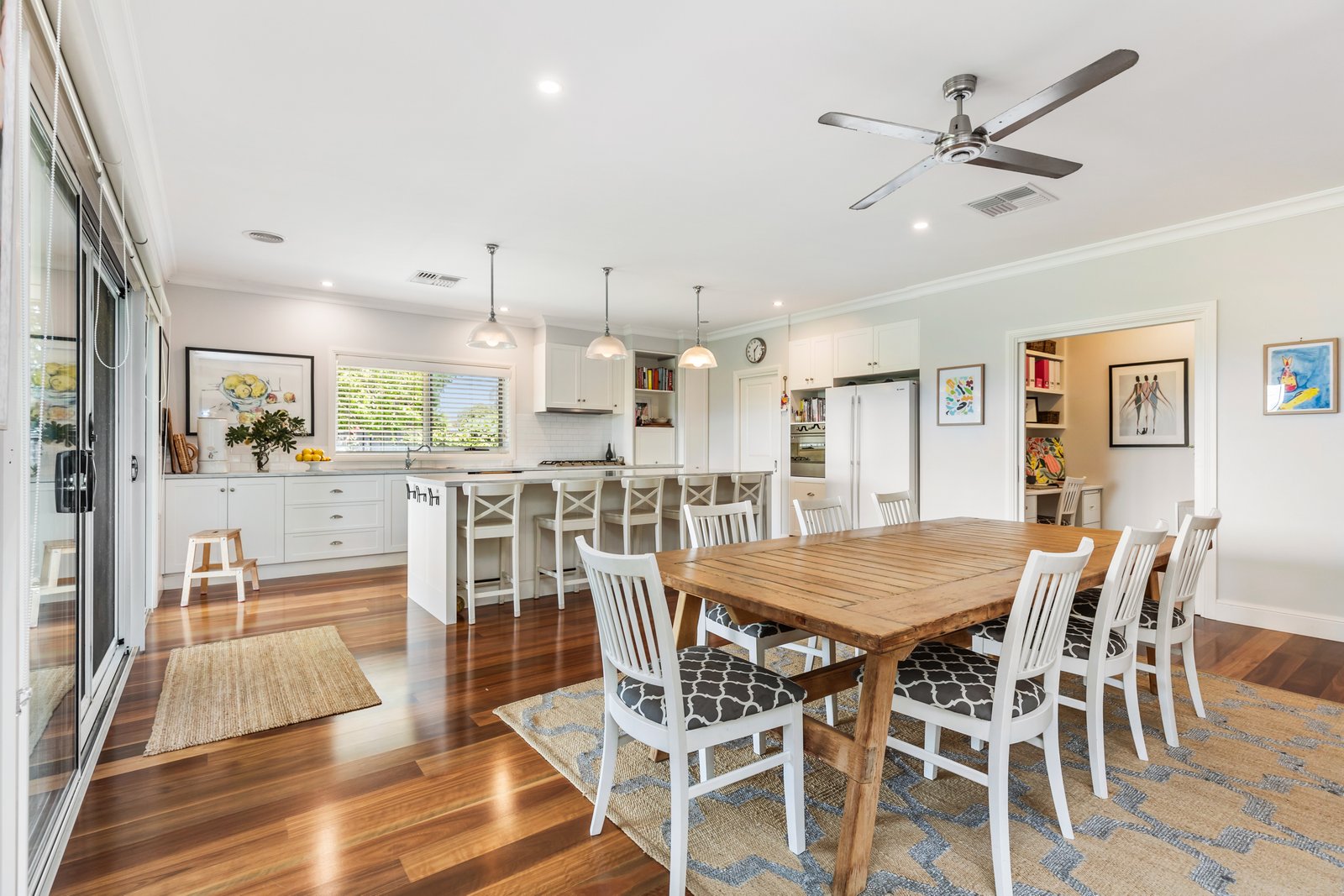 27 Jeffery Circuit TUMUT 6