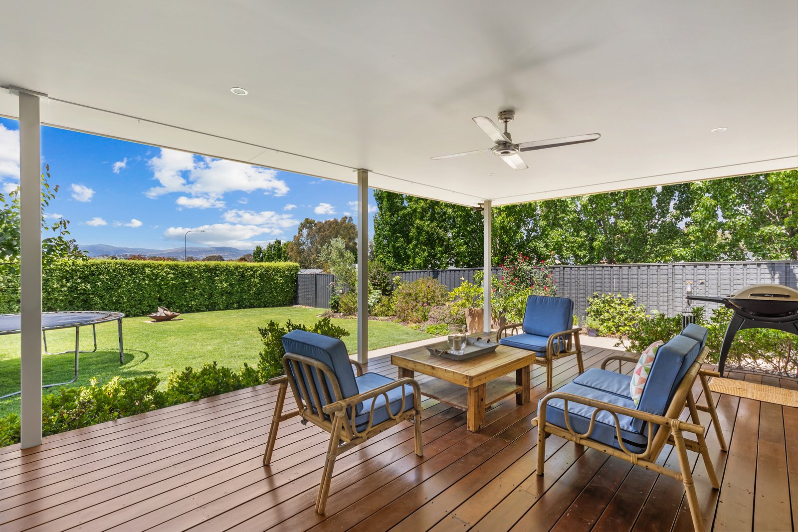 27 Jeffery Circuit TUMUT 17