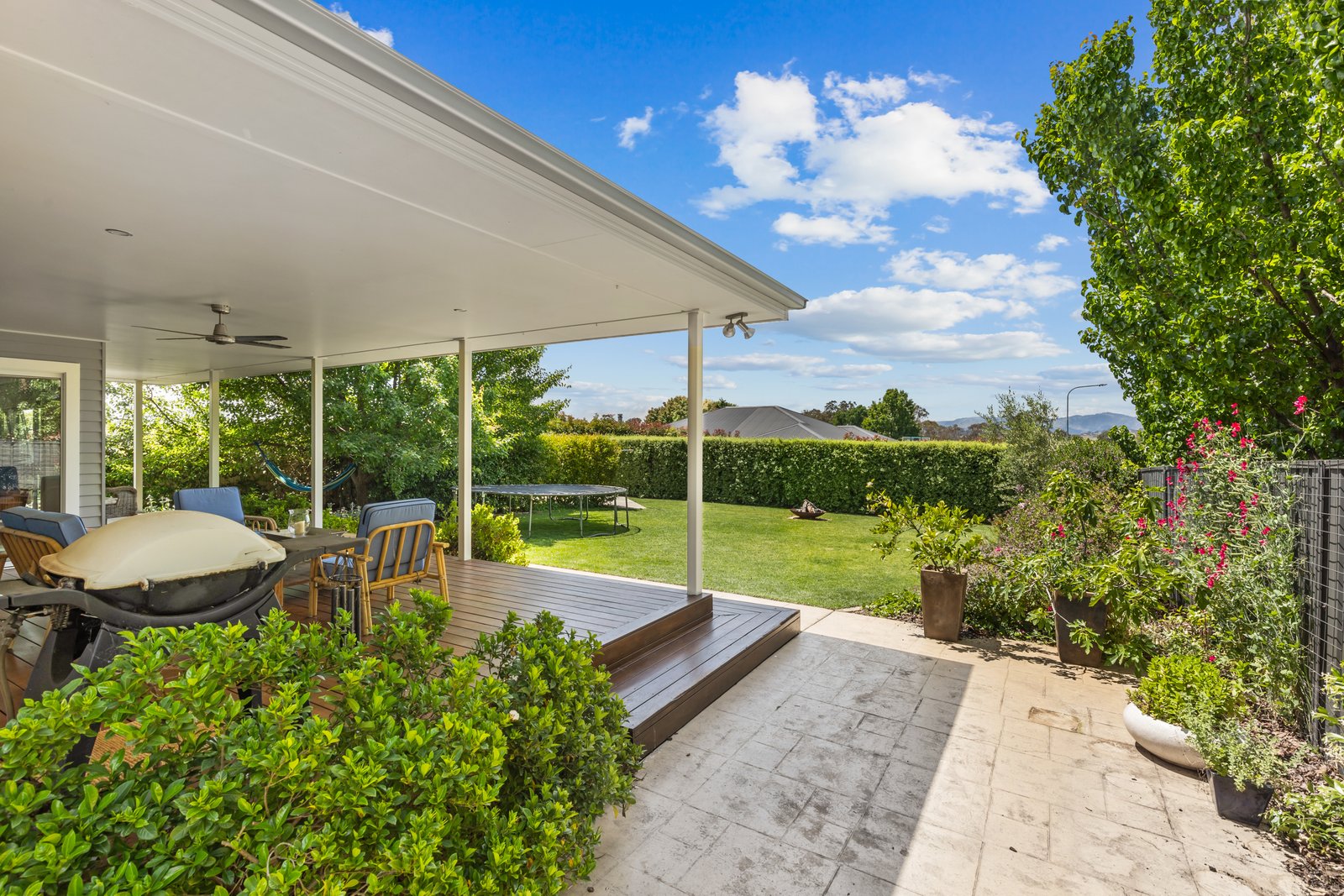 27 Jeffery Circuit TUMUT 18