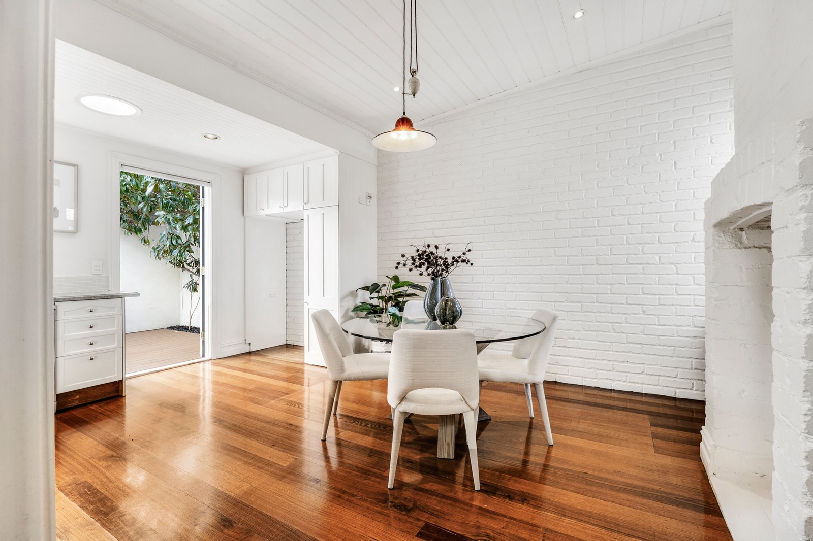 Gallery: 27 Jervois Street