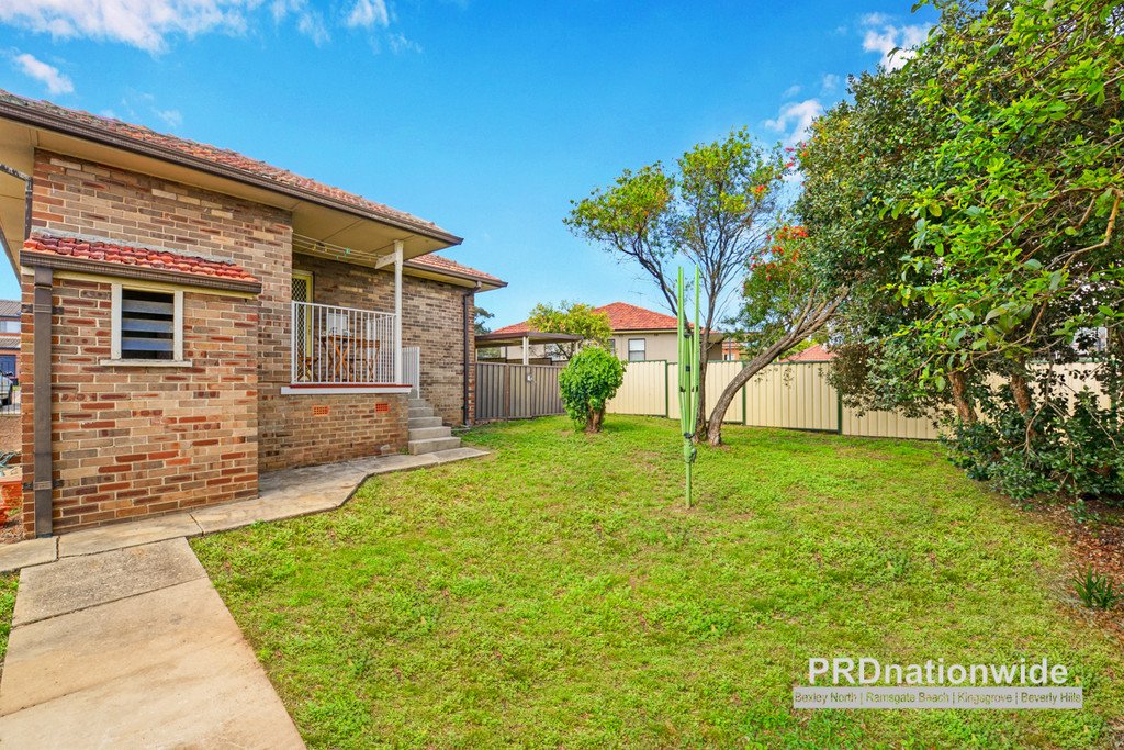 27 Junee Crescent KINGSGROVE 7