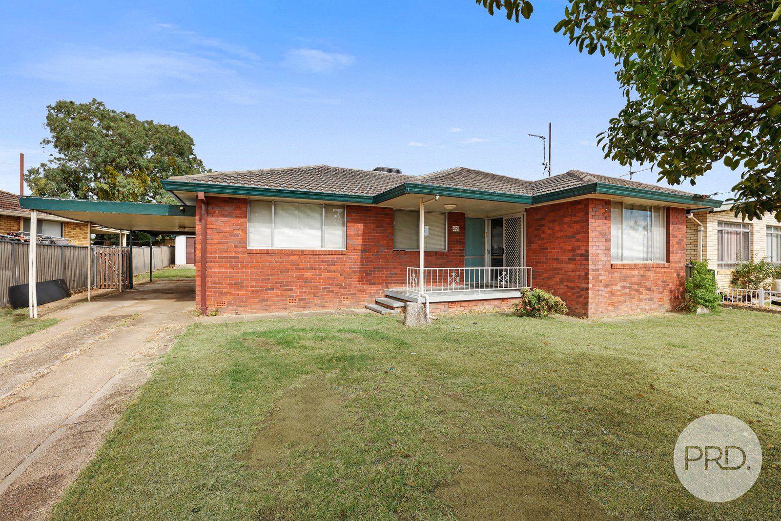27 Karloo Street TAMWORTH 1