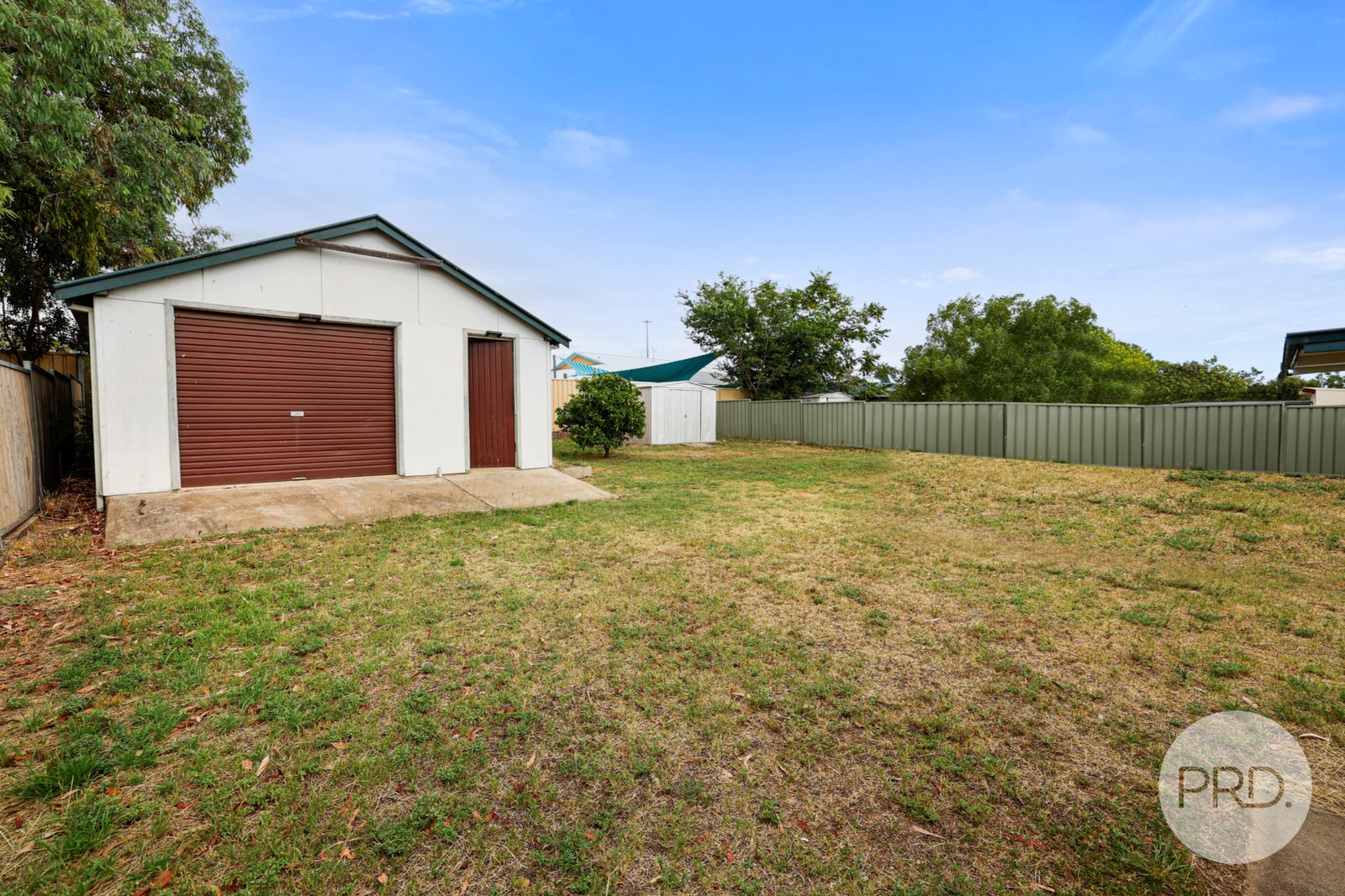 27 Karloo Street TAMWORTH 15