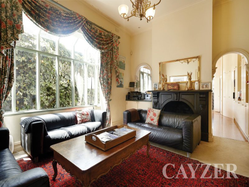 Gallery: 27 Kerferd Road
