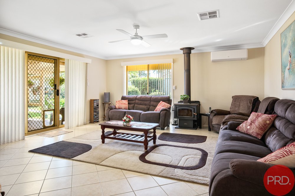 27 Kilkenny Circuit ASHTONFIELD 2