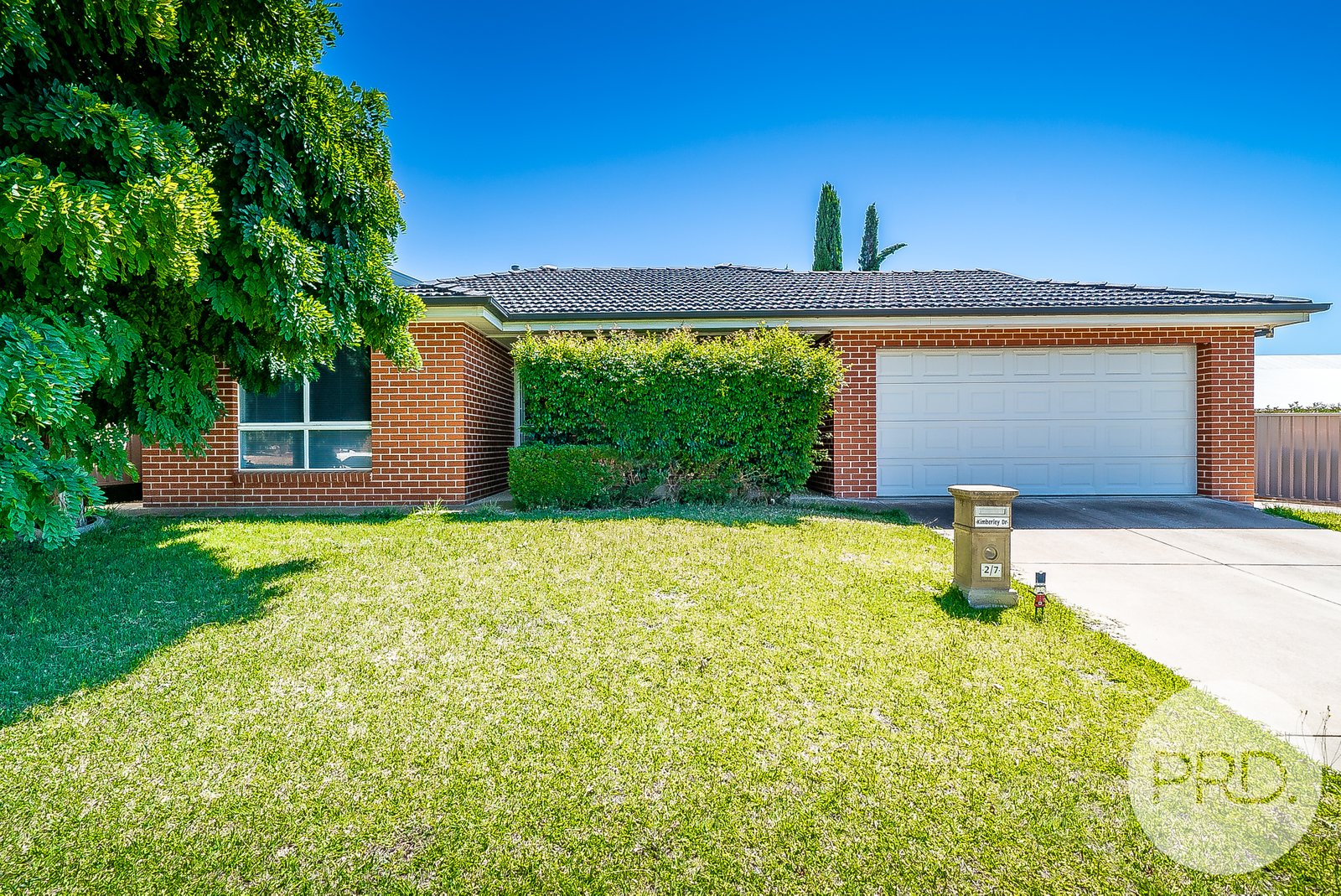 2/7 Kimberley Drive TATTON 1