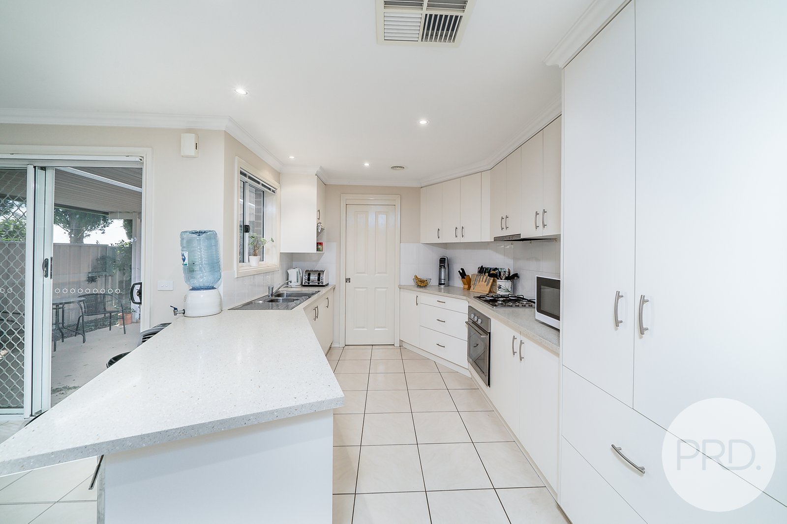 2/7 Kimberley Drive TATTON 9