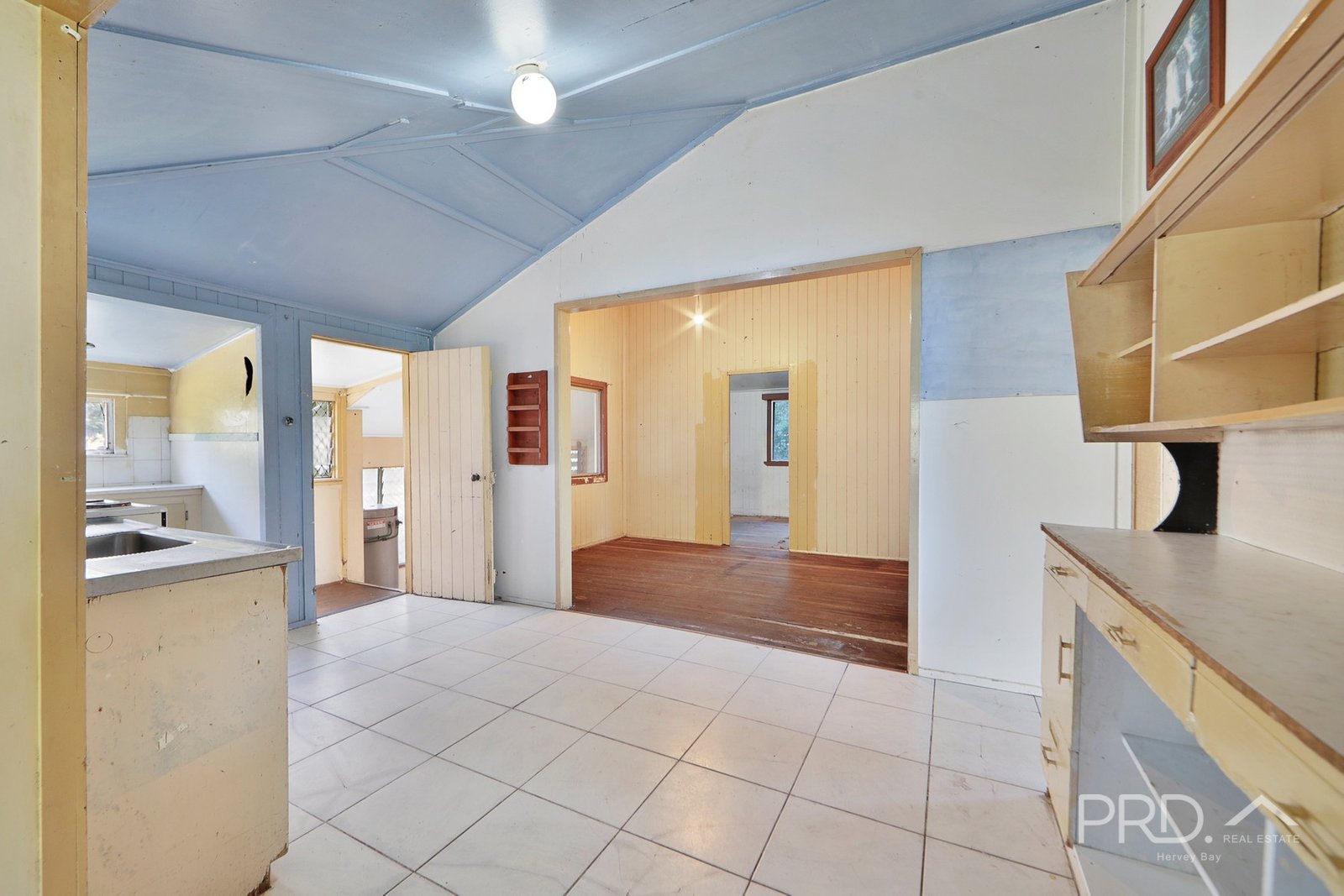 27 King Street URANGAN 10