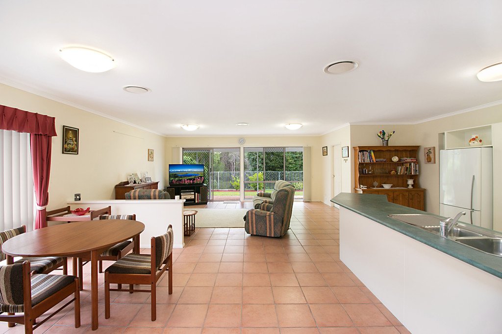 27 Kingfisher Circuit KINGSCLIFF 5