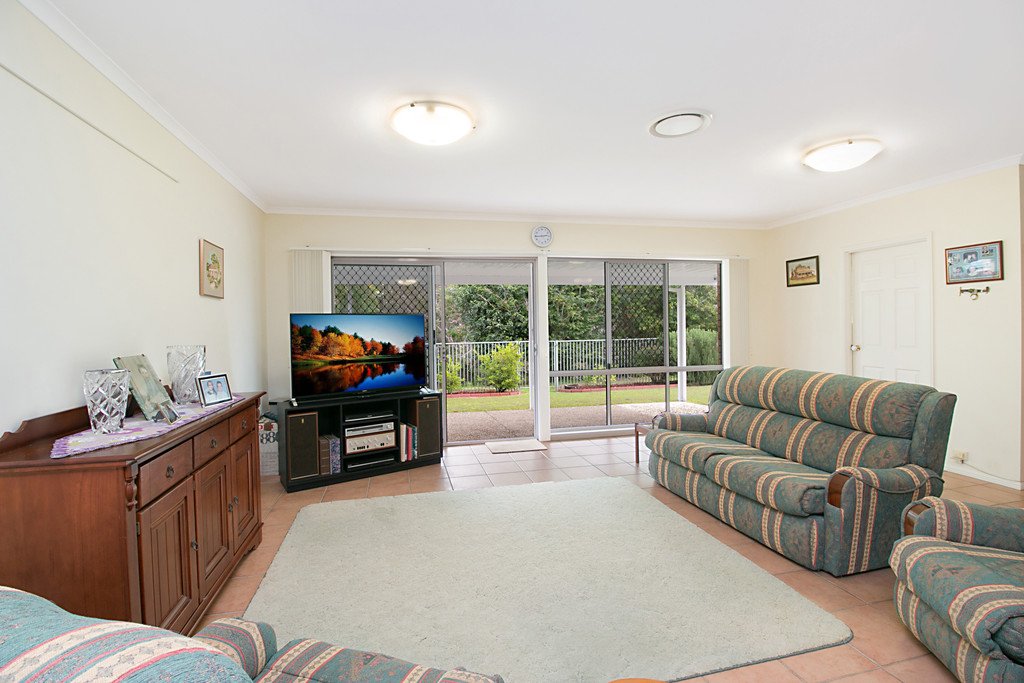 27 Kingfisher Circuit KINGSCLIFF 8