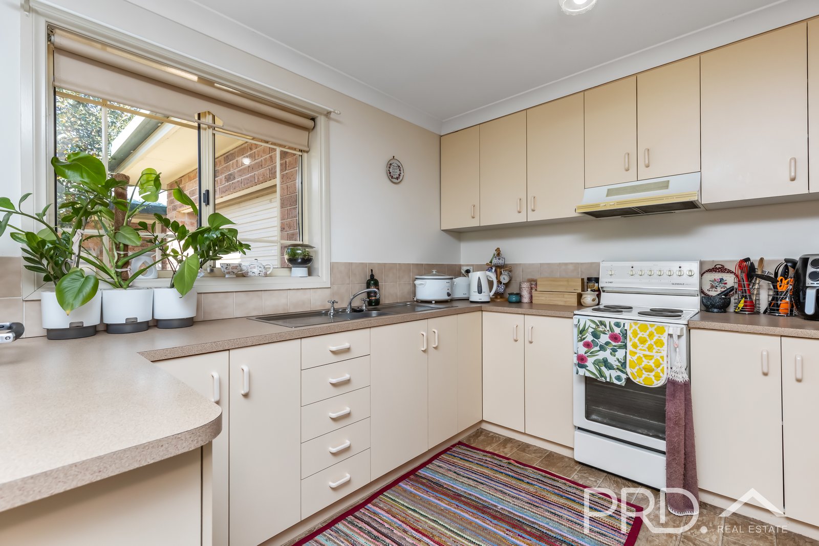 2/7 Kirk Avenue TUMUT 5