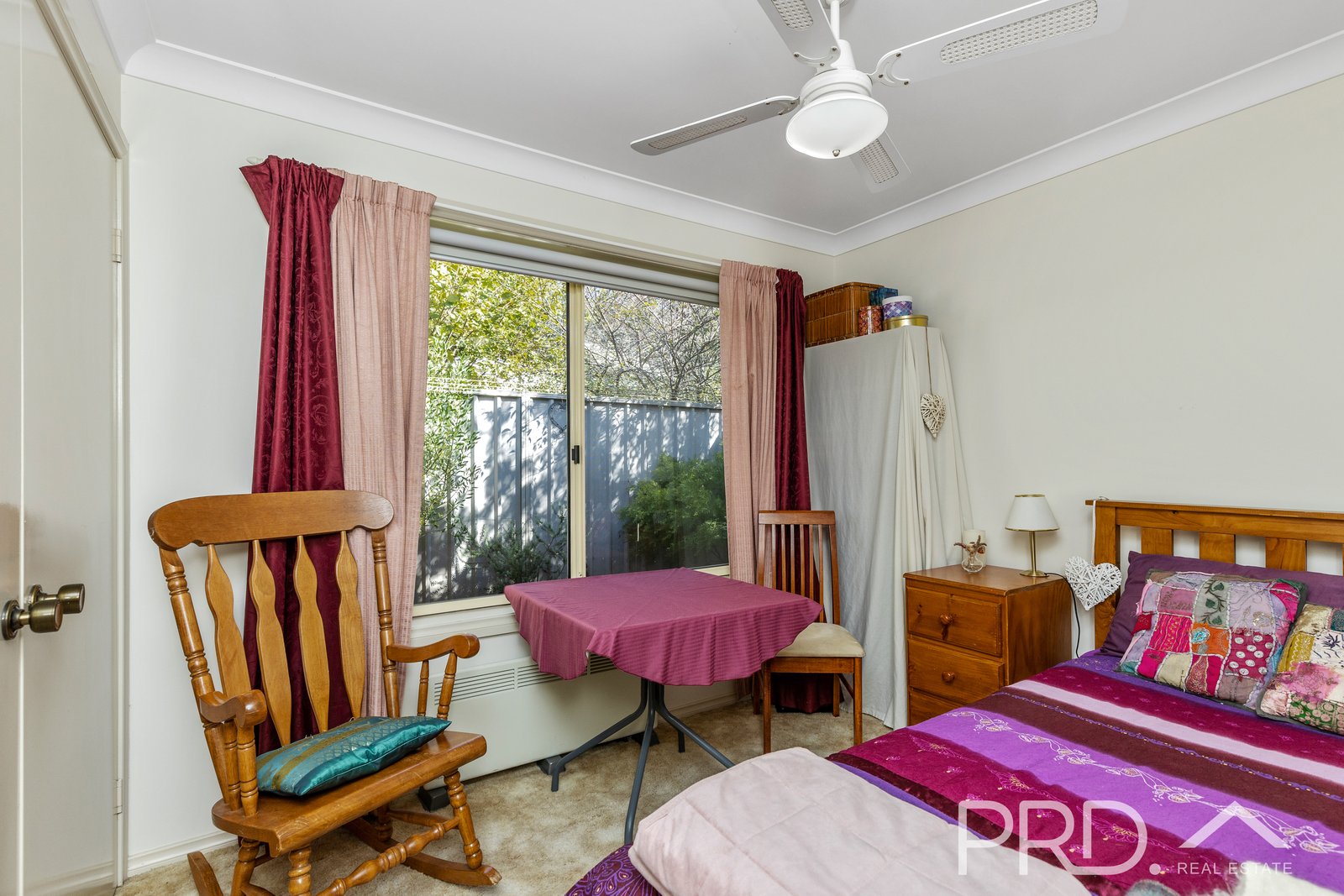 2/7 Kirk Avenue TUMUT 8