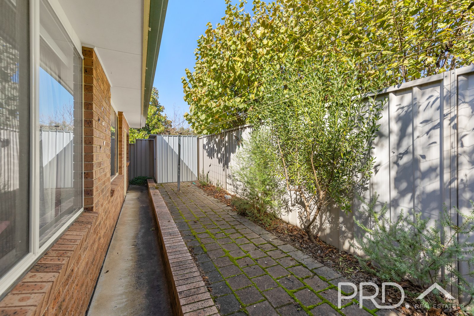 2/7 Kirk Avenue TUMUT 12