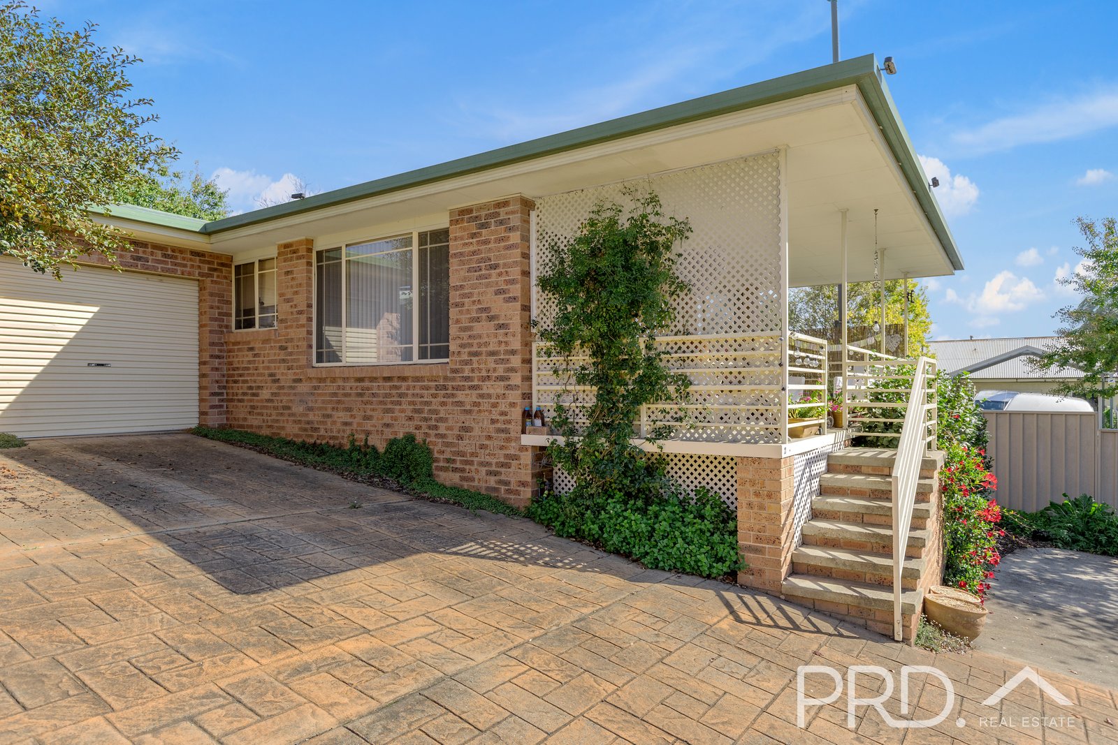 2/7 Kirk Avenue TUMUT 13