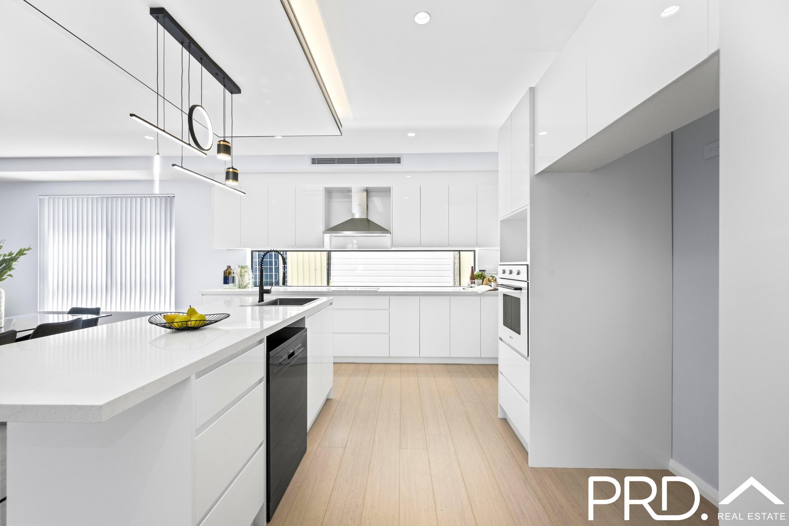 27 Knight Avenue PANANIA 4