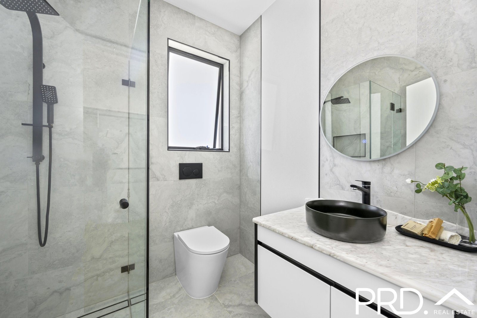 27 Knight Avenue PANANIA 11