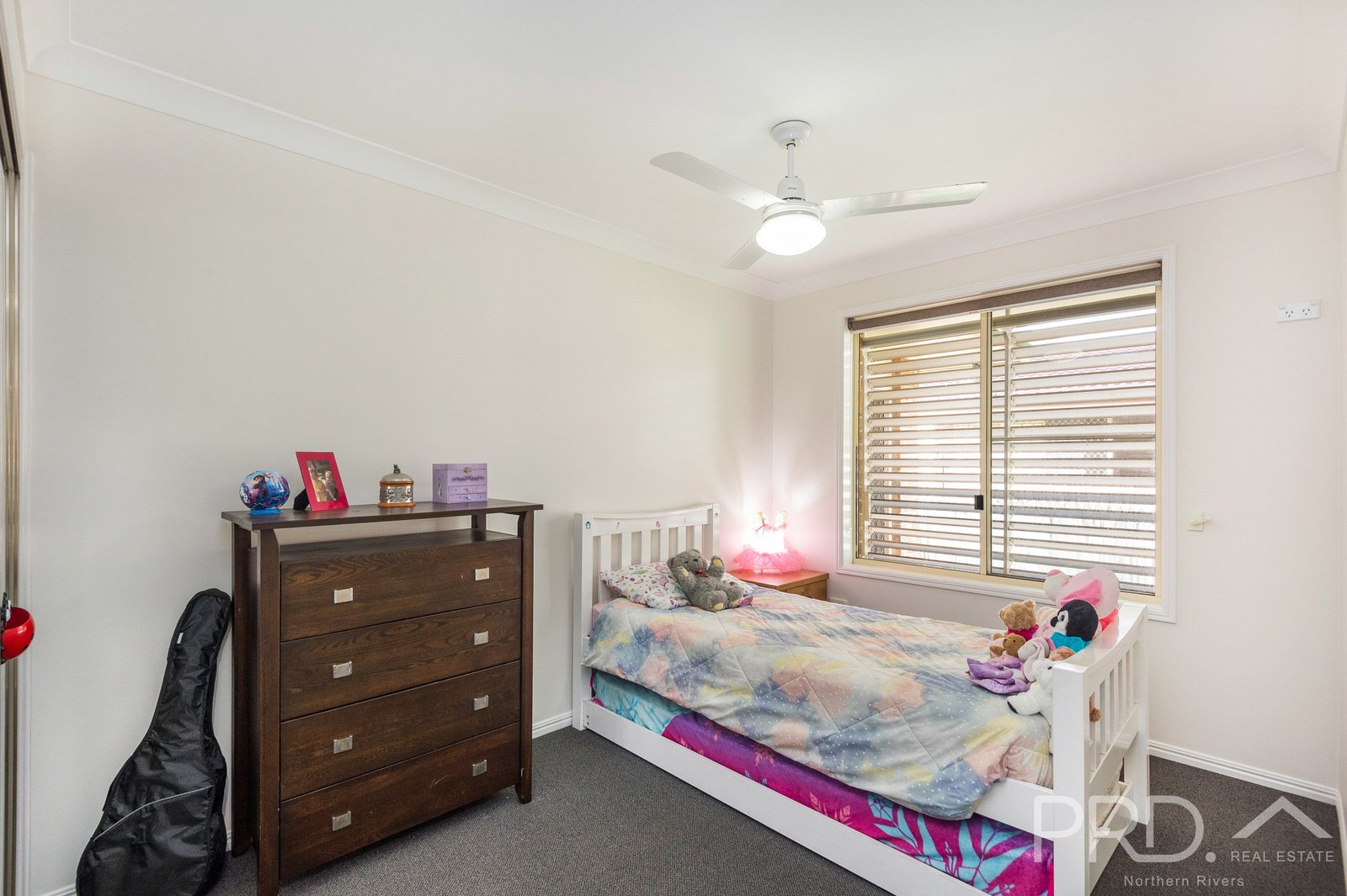 27 Kookaburra Tce  GOONELLABAH 13