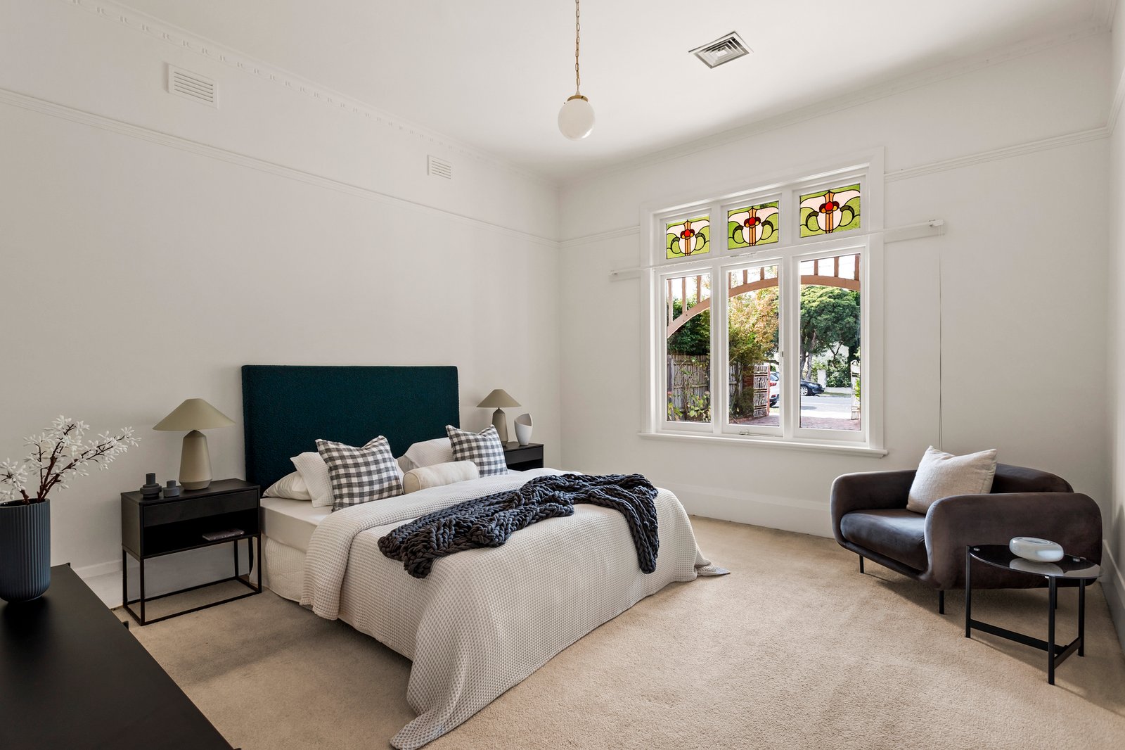 Real Estate and Property in 27 Kooyong Road, Caulfield North, VIC