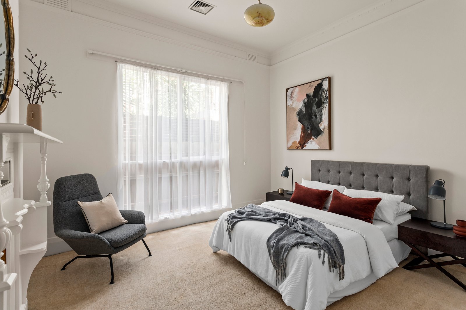 Real Estate and Property in 27 Kooyong Road, Caulfield North, VIC