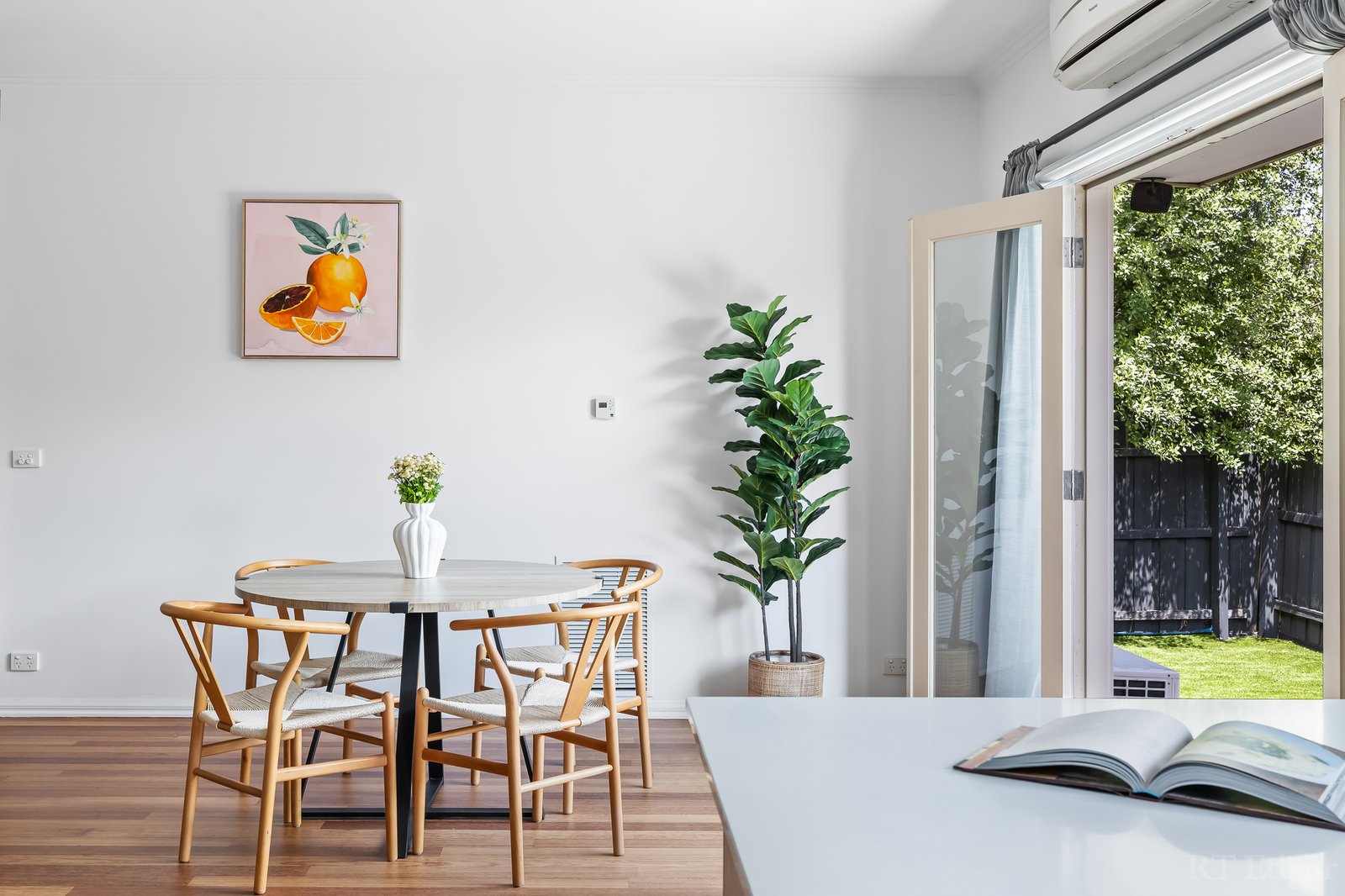 Real Estate and Property in 2/7 Kyneton Avenue, Reservoir, VIC