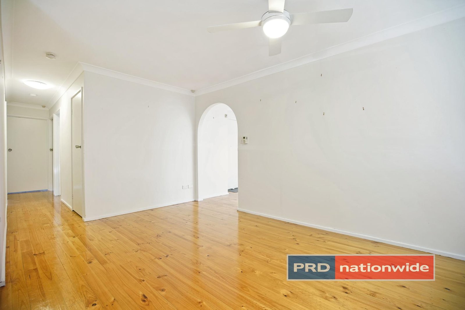 27 Landy Avenue PENRITH 4
