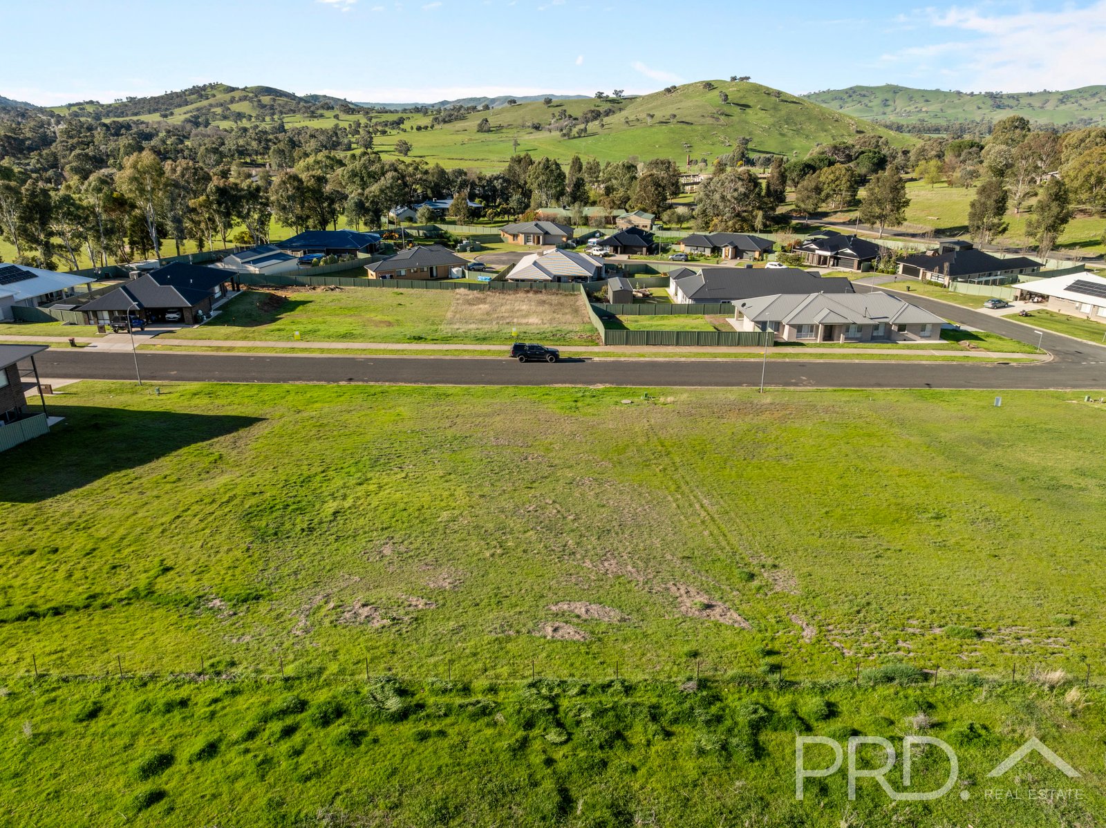 27 Lawson Drive GUNDAGAI 2