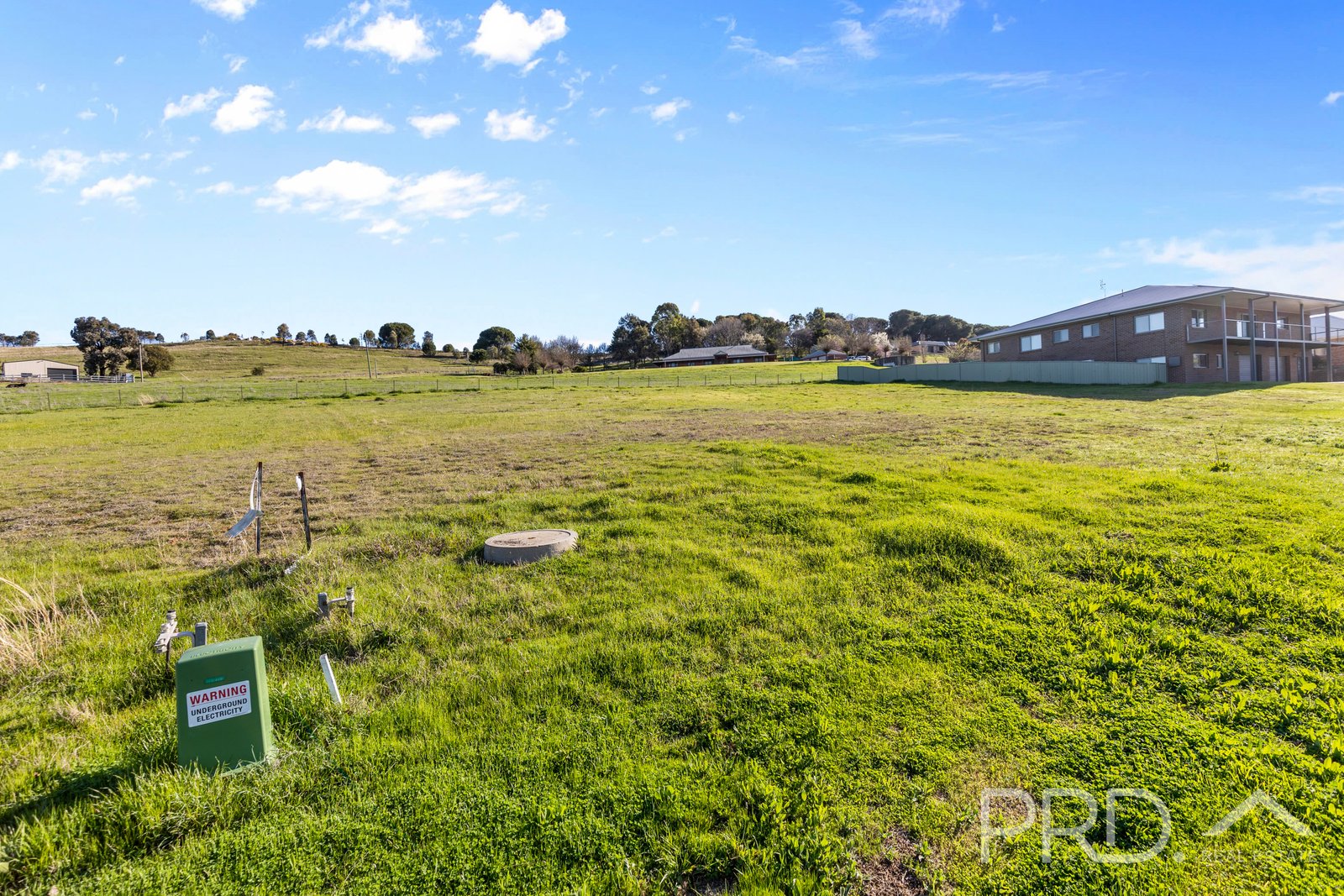 27 Lawson Drive GUNDAGAI 3