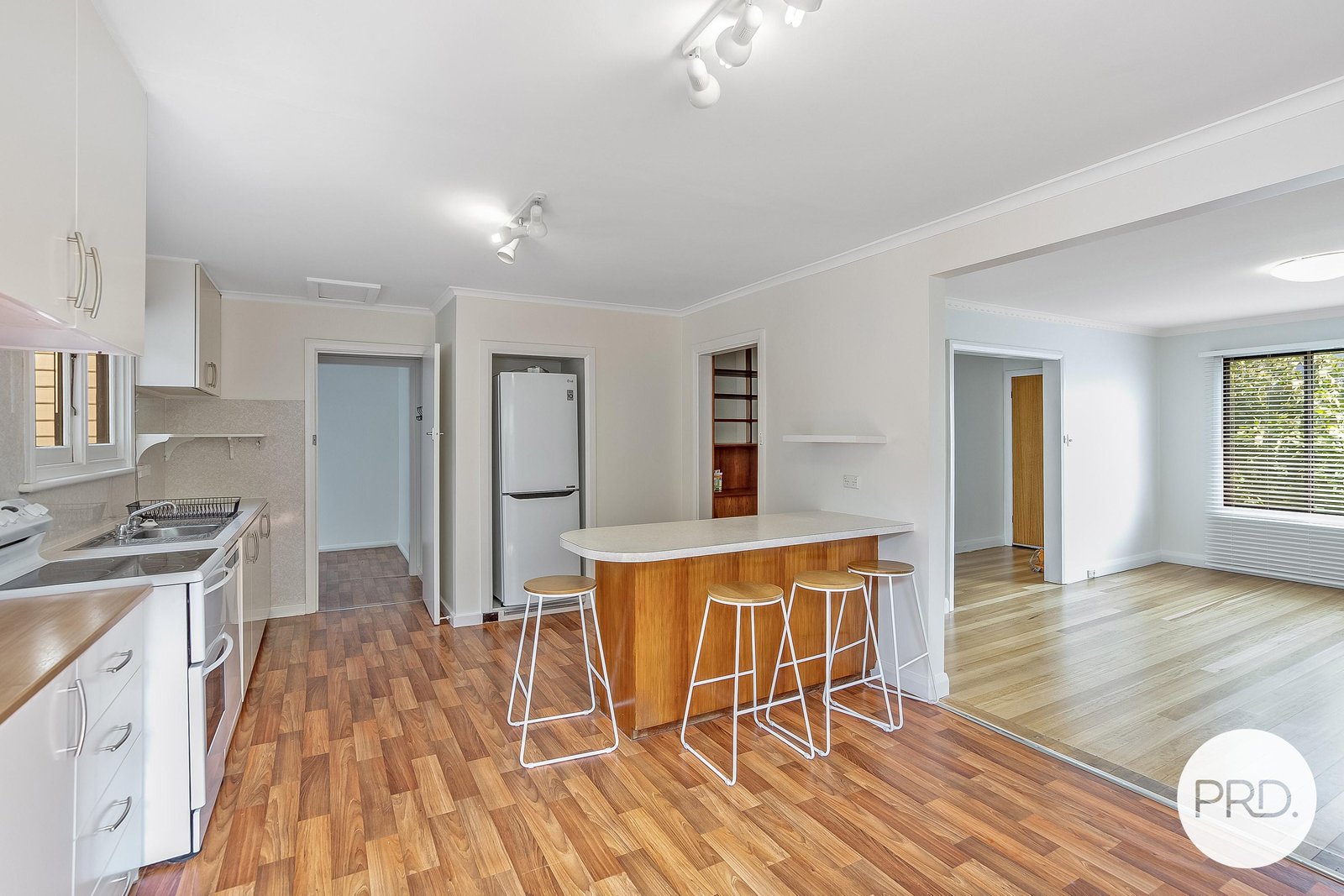 27 Lennox Avenue LUTANA 4