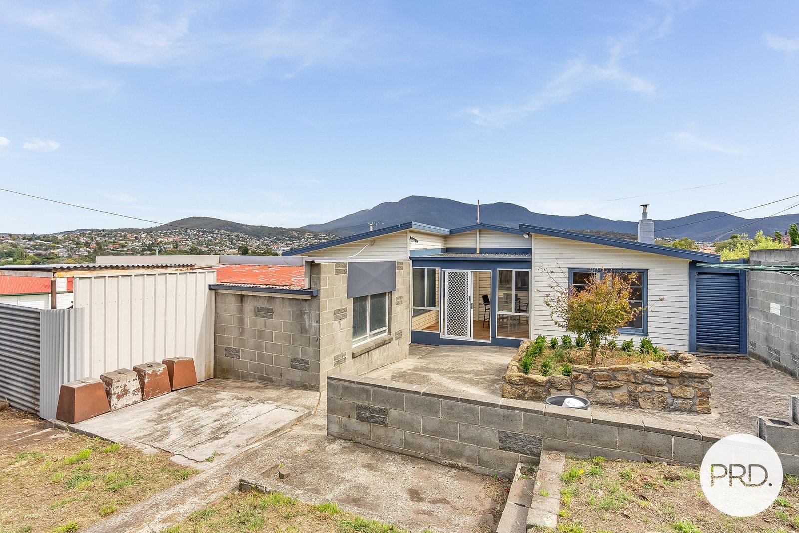 27 Lennox Avenue LUTANA 10