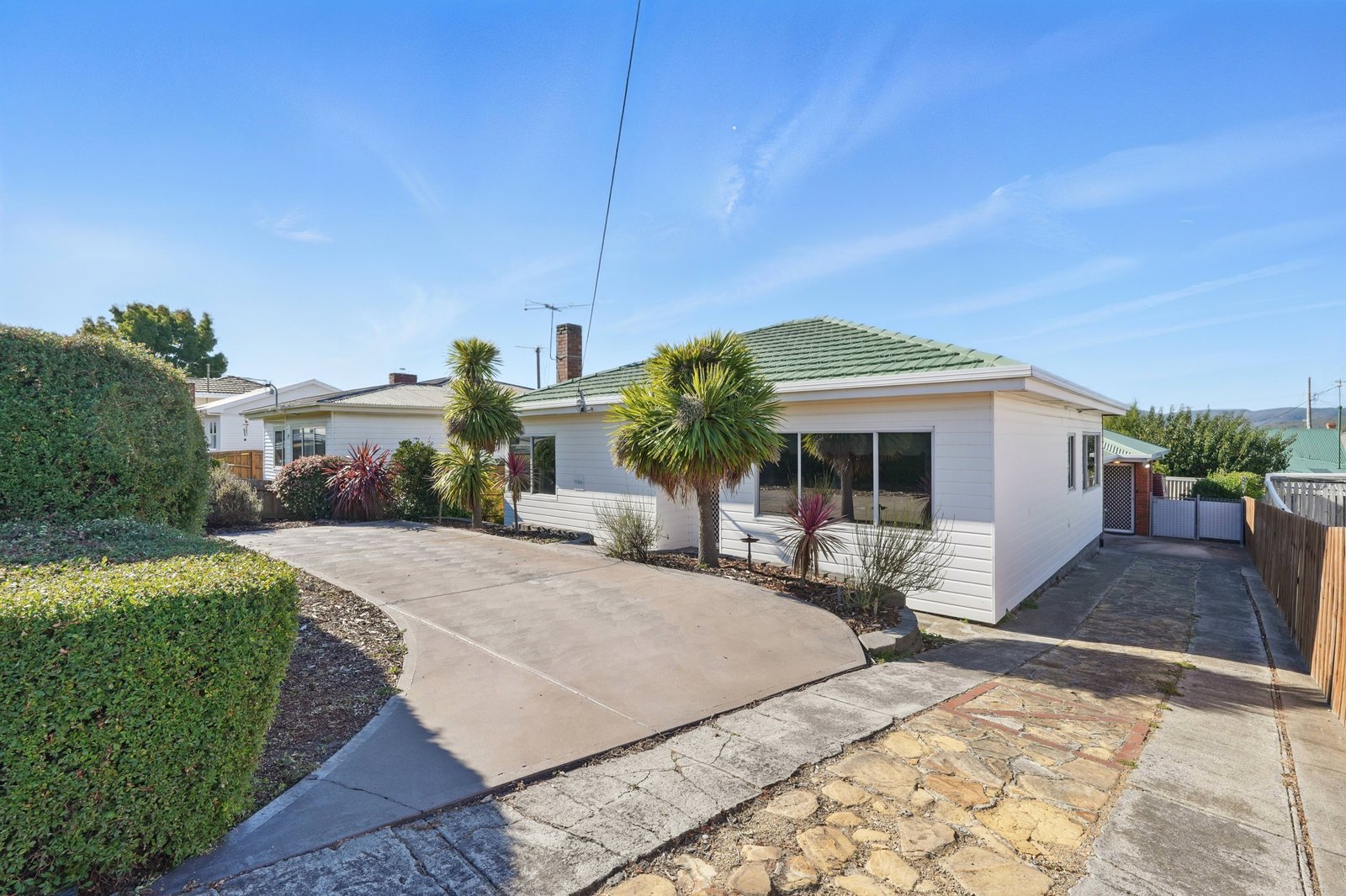 27 Leonard Avenue MOONAH 6