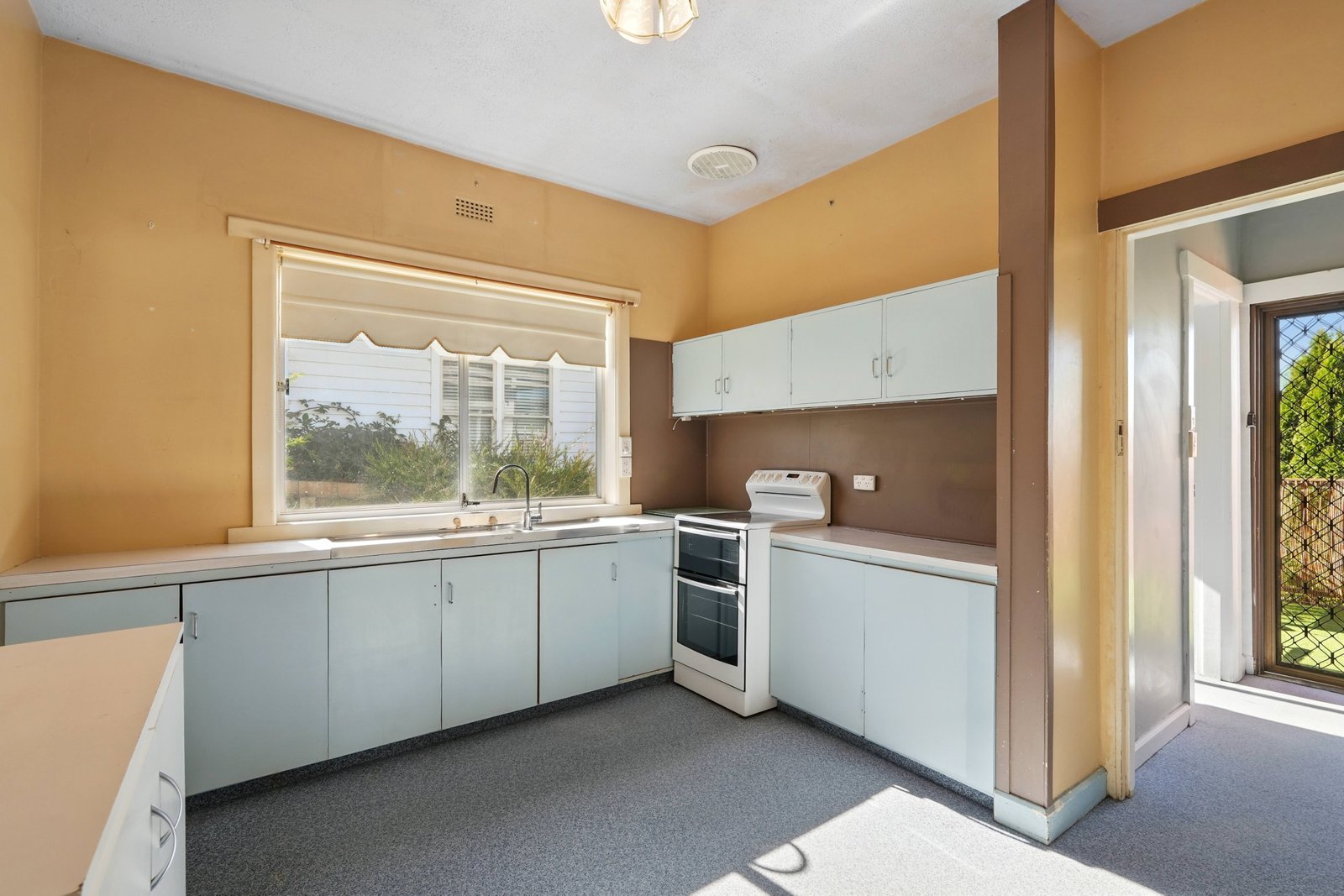 27 Leonard Avenue MOONAH 11