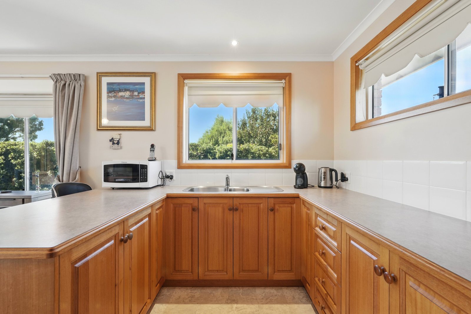 27 Leonard Avenue MOONAH 21