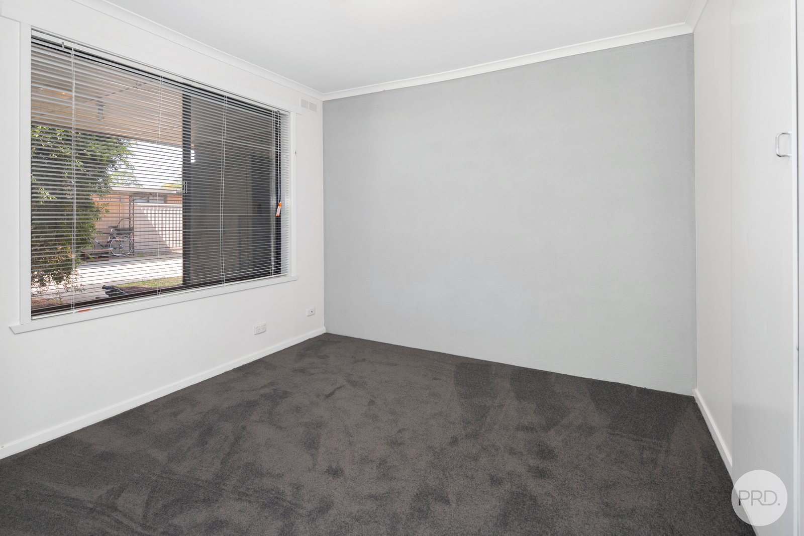 2/7 Leopold Street ALFREDTON 4