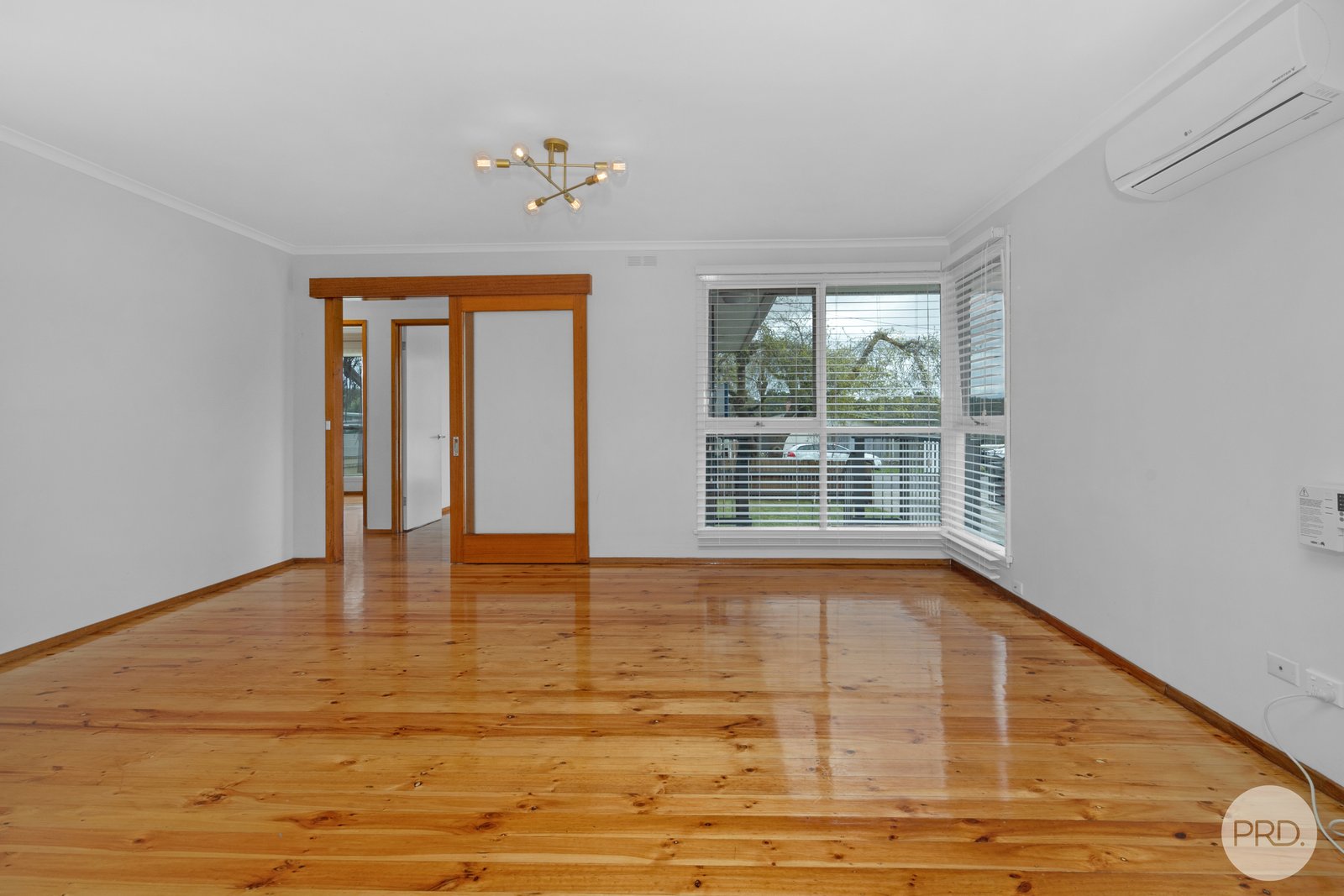 27 Lightfoot Avenue MOUNT PLEASANT 2