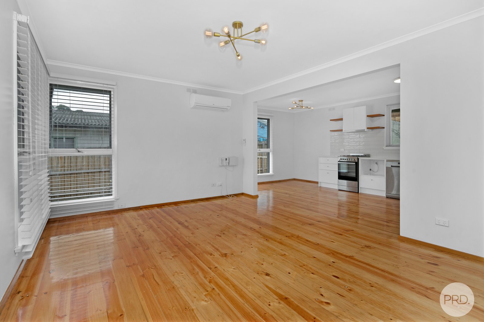 27 Lightfoot Avenue MOUNT PLEASANT 3