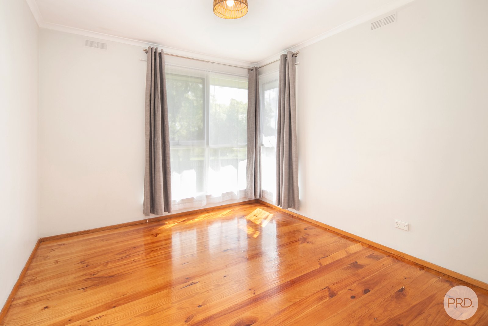 27 Lightfoot Avenue MOUNT PLEASANT 7