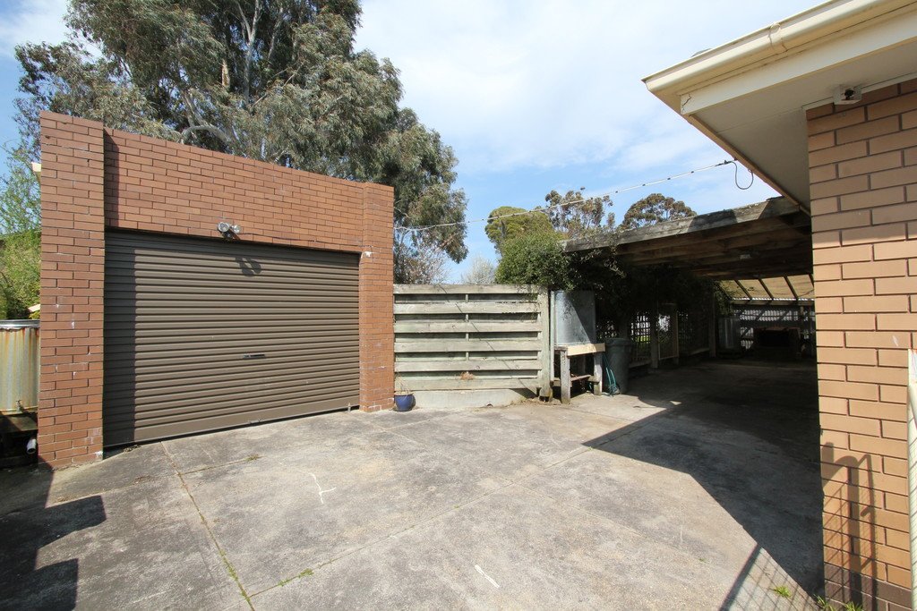 27 Lightfoot Avenue MOUNT PLEASANT 10