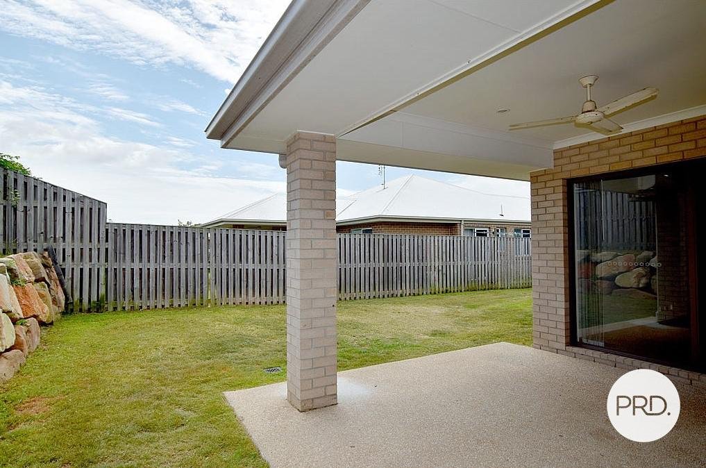 27 Lilyvale Esp  BOYNE ISLAND 14