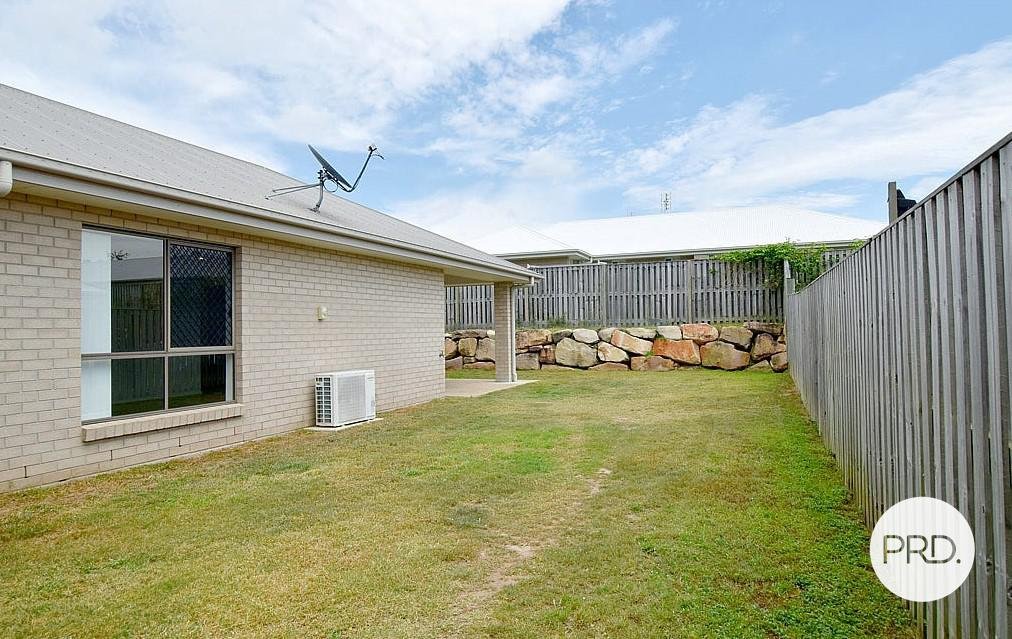 27 Lilyvale Esp  BOYNE ISLAND 16