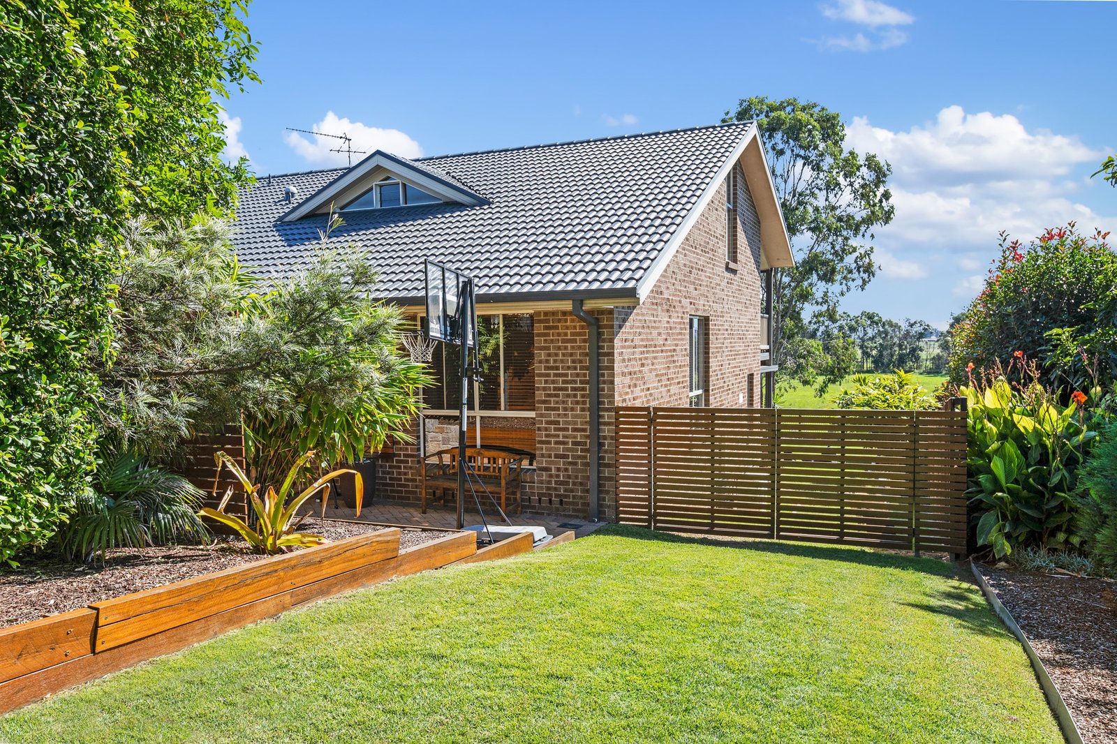 27 Lochend Circuit EAST MAITLAND 3