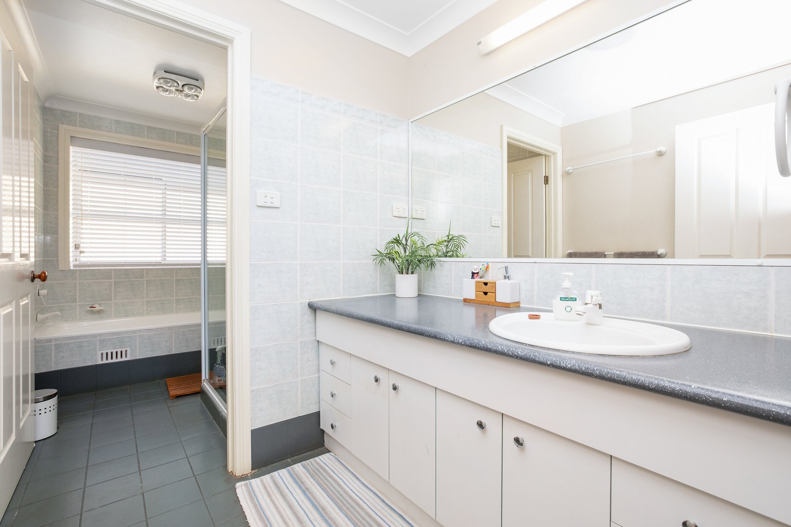 27 Lochend Circuit EAST MAITLAND 28