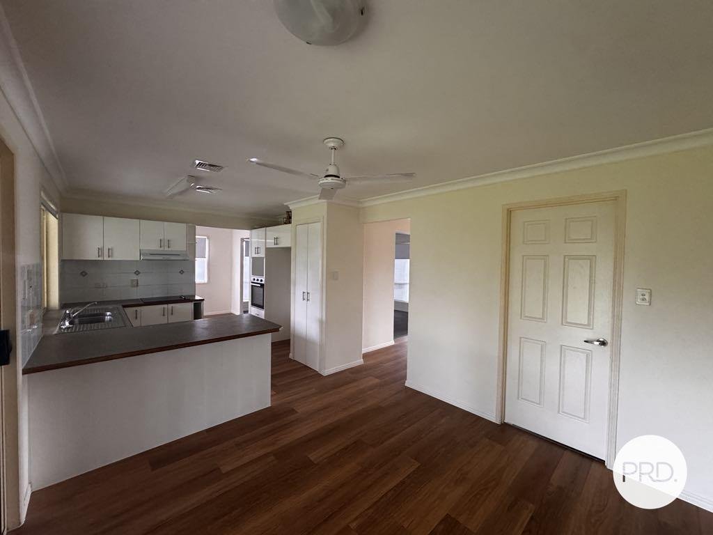27 Lomandra Street BOYNE ISLAND 4