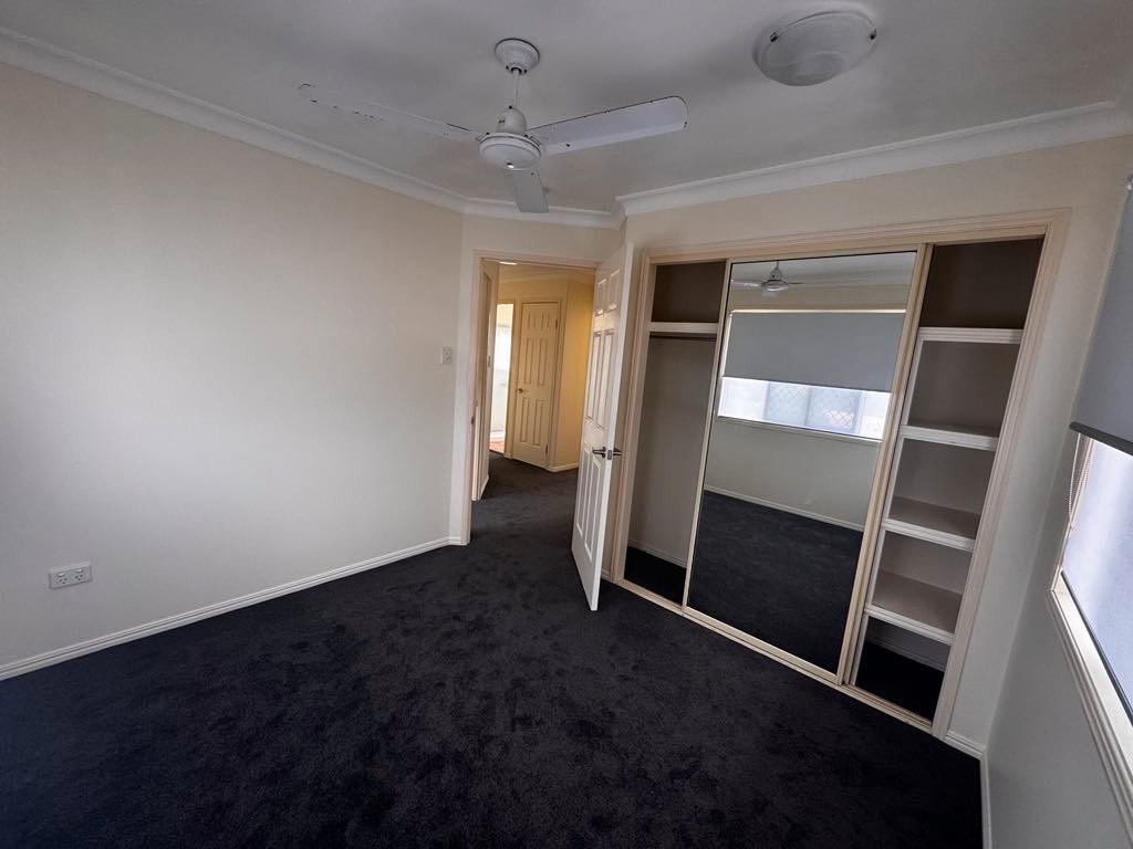 27 Lomandra Street BOYNE ISLAND 10