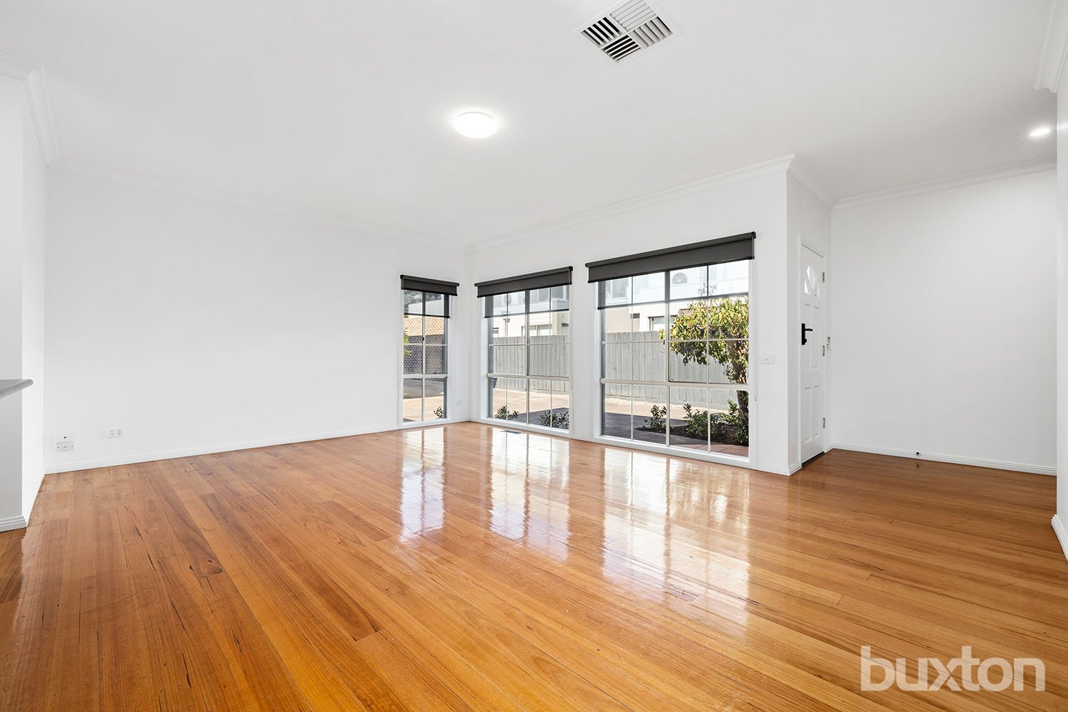 Gallery: 27 Lonsdale Avenue