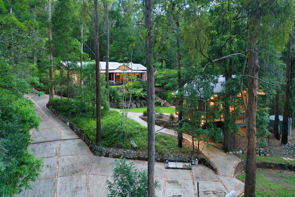 27 Luxton Court Tallebudgera Valley 1